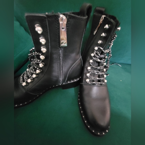 Zara Trafaluc Black Boots - Picture 2 of 7